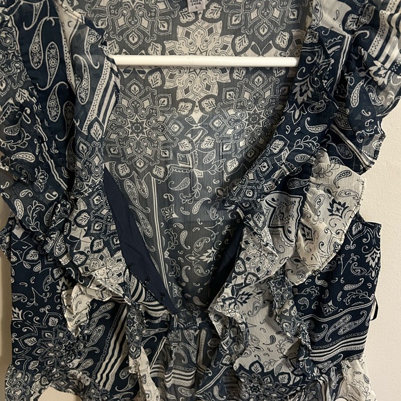 GUESS Womens Sleeveless Rossella Ruffle TopShirt - Picture 5 of 7